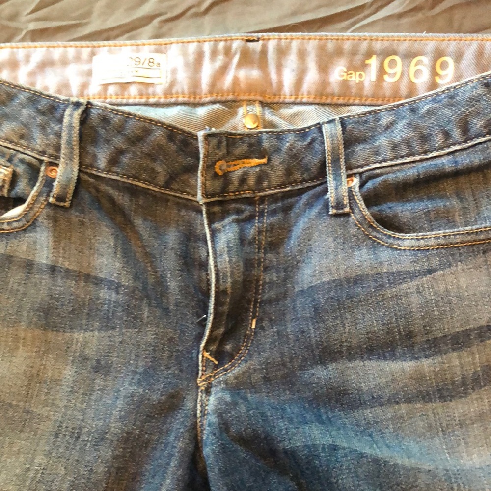 Gap “curvy” jeans - size 29/8